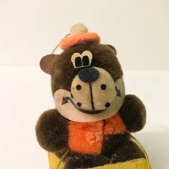 Vintage A&W Root Beer Advertising Bear On Sled Christmas Tree  Ornament Flaws - Picture 11 of 16